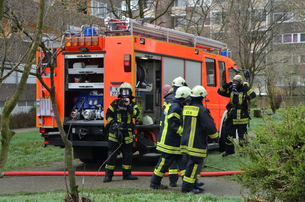 Feuer 3 Koeln Mechernich An der Fuhr P109.JPG - Miklos Laubert